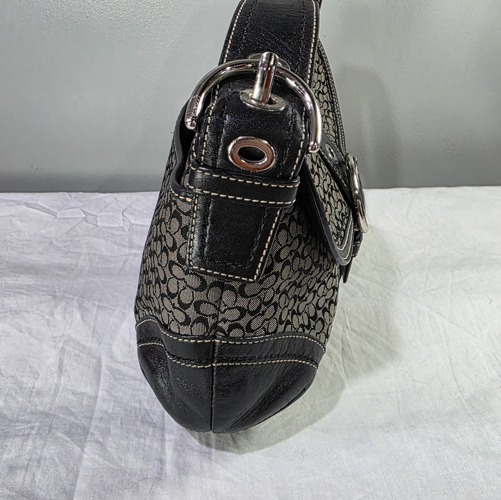 Vintage Coach F10926 Signature Soho Black Leather Buckle Y2K Flap Shoulder Bag. - Picture 10 of 14